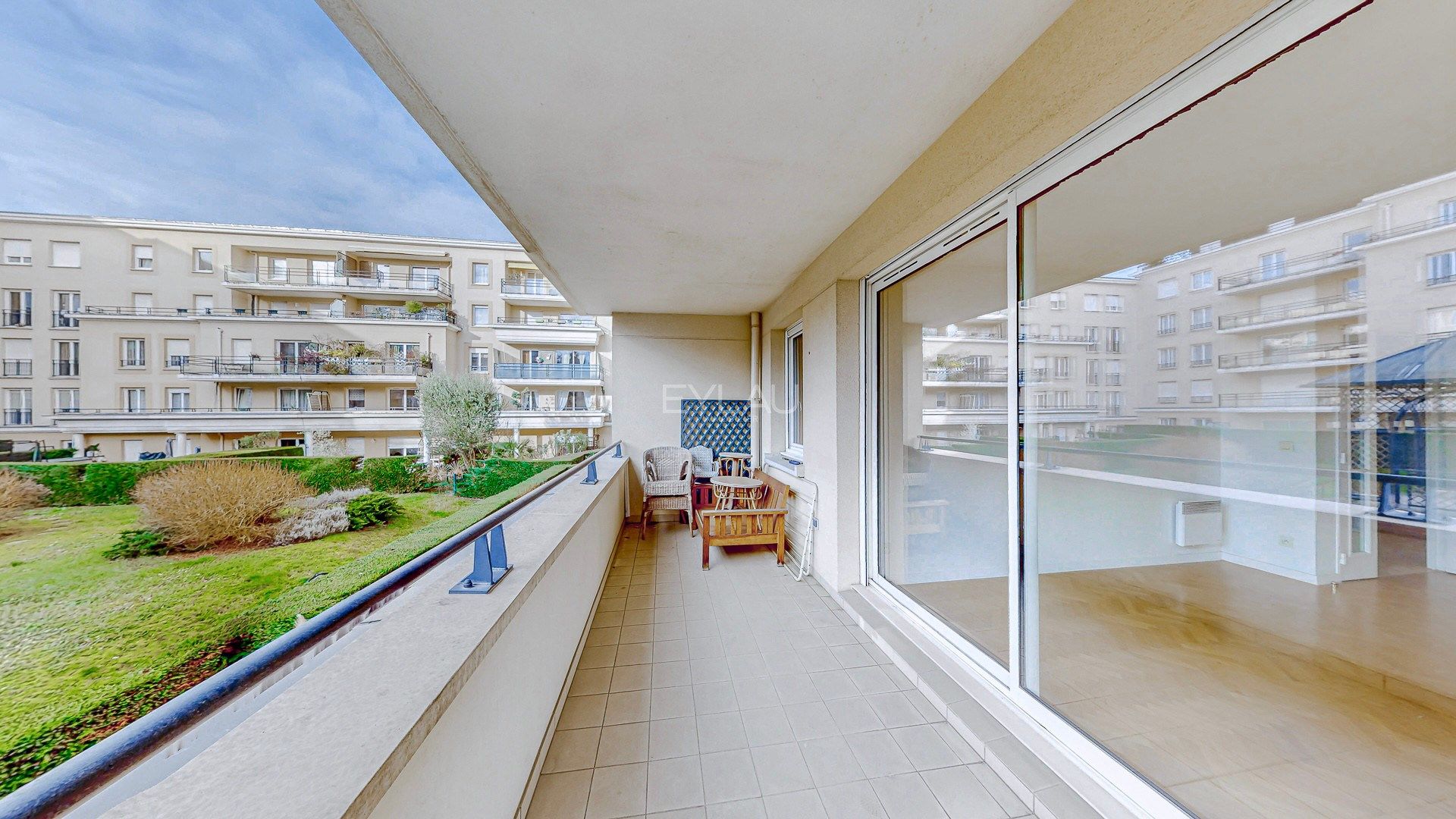 appartement 2 Pièces en vente sur LE PLESSIS ROBINSON (92350)